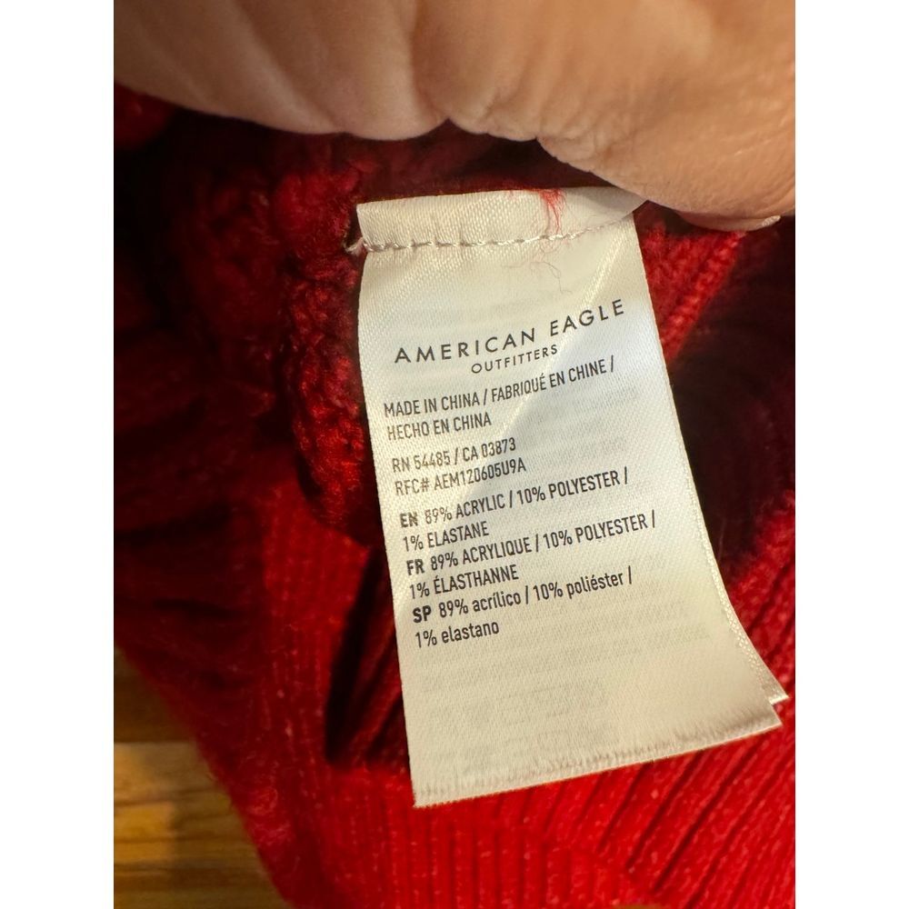 American Eagle Chunky Red Sweater Size Medium‎ - Picture 6 of 7